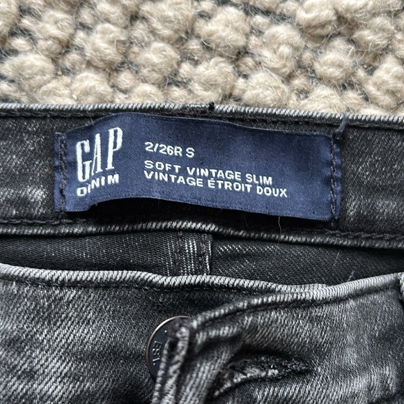 GAP Soft Vintage Slim Jeans - Picture 2 of 5